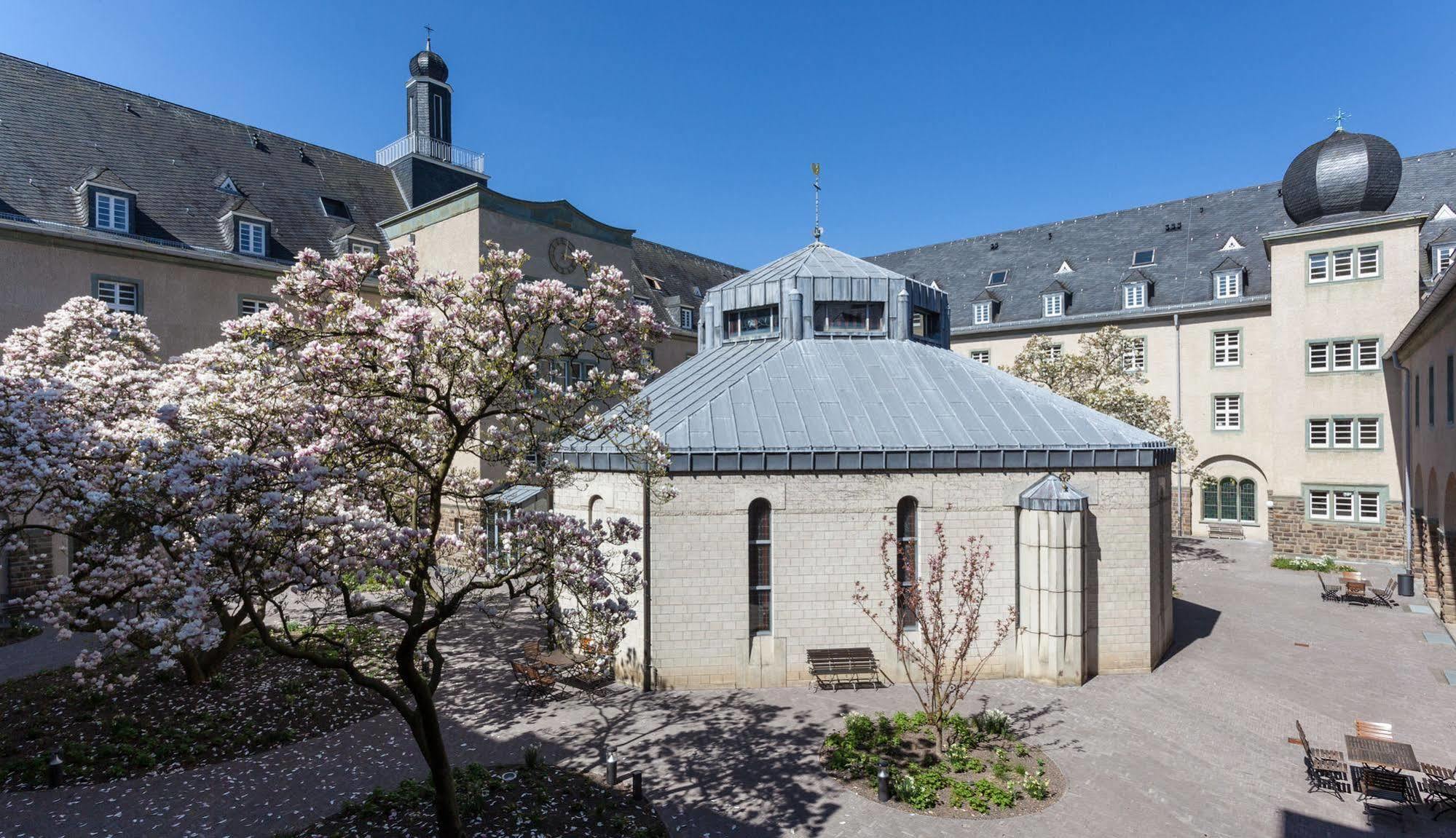 Kardinal Schulte Haus Hotel Bergisch Gladbach Luaran gambar