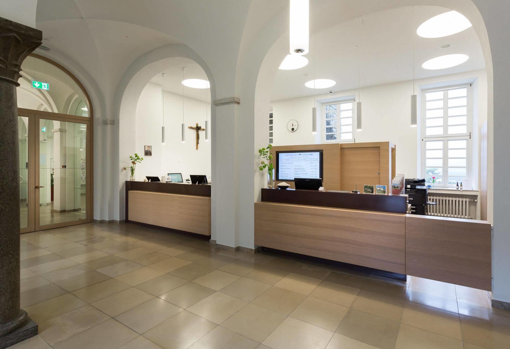 Kardinal Schulte Haus Hotel Bergisch Gladbach Luaran gambar