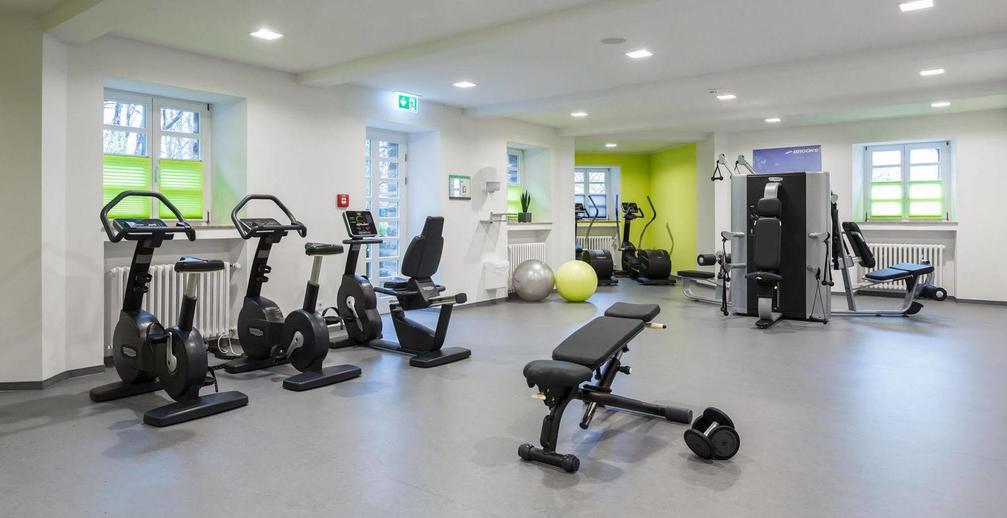 Kardinal Schulte Haus Hotel Bergisch Gladbach Luaran gambar
